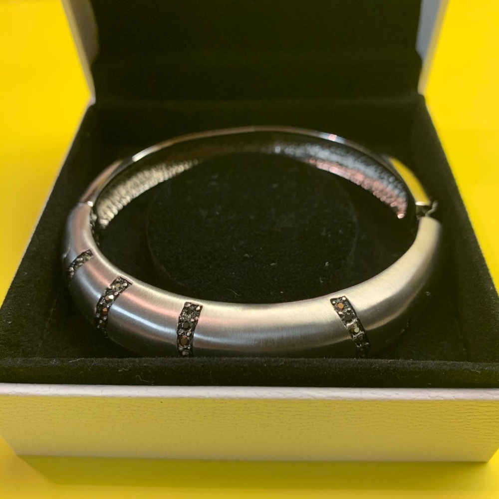 Ladies Stainless Steel Rhinestone Bracelet - Picture 5 of 8